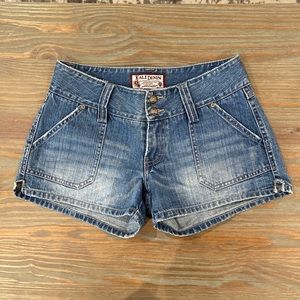 KALI DENIM SHORTS